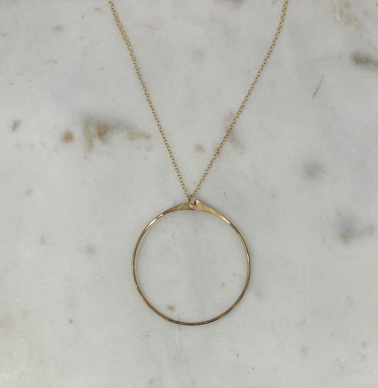Circle necklace