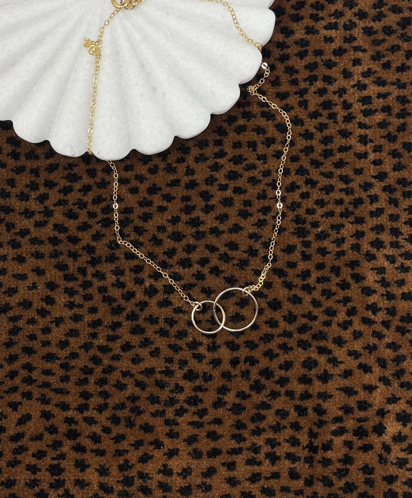 Circles necklace
