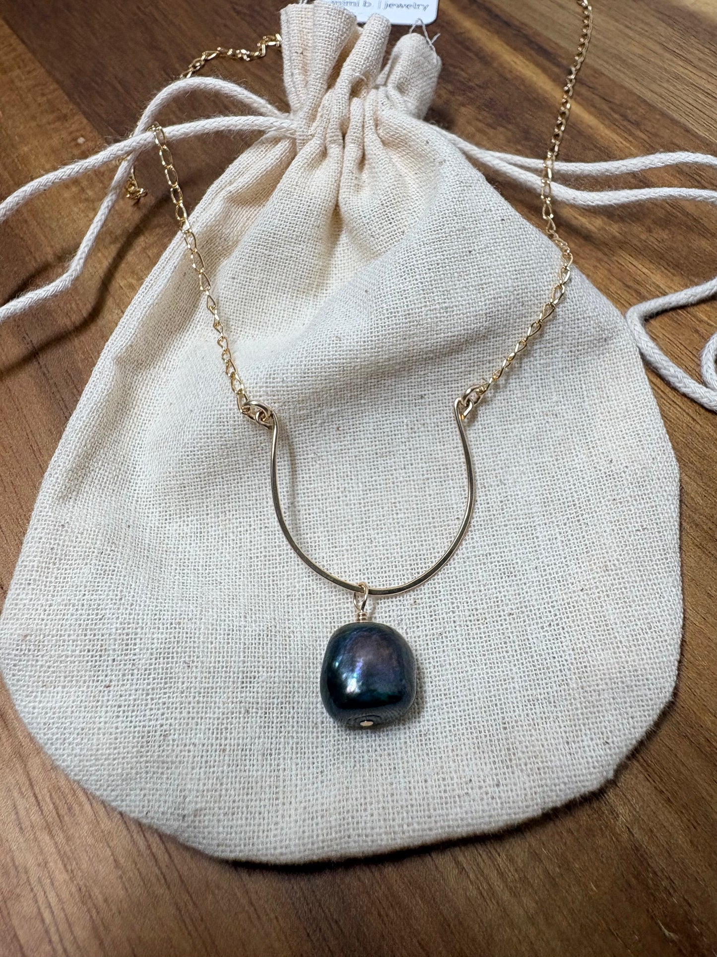 Blue/grey freshwater pearl necklace
