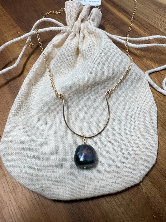 Blue/grey freshwater pearl necklace
