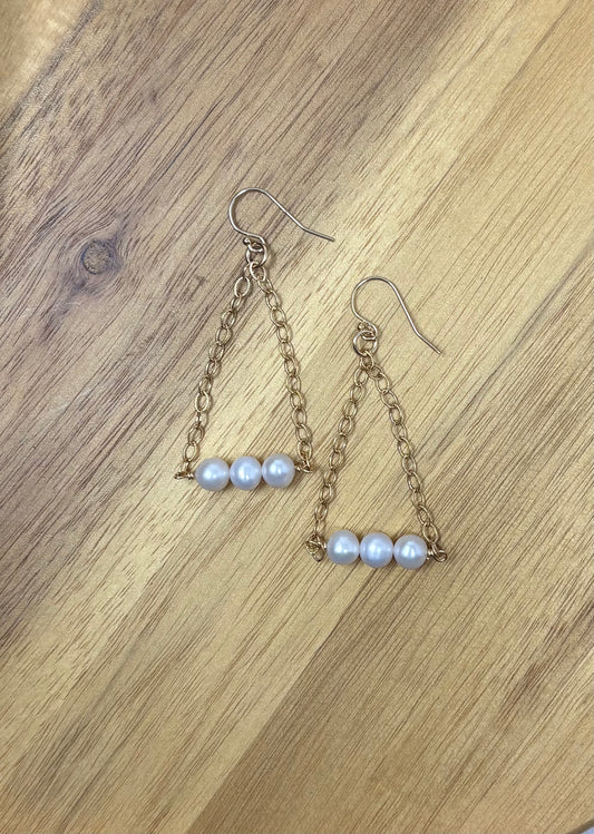 Freshwater pearl earrings