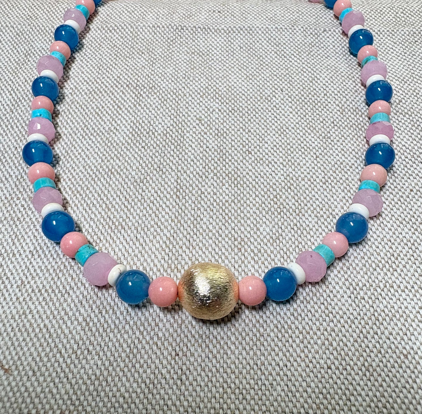 Multi color necklace